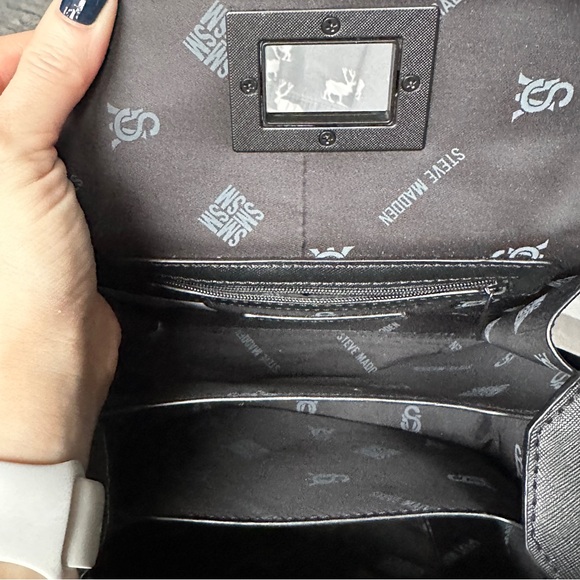 Steve Madden Black Pebble Leather Box Crossbody. NWOT - Picture 4 of 6